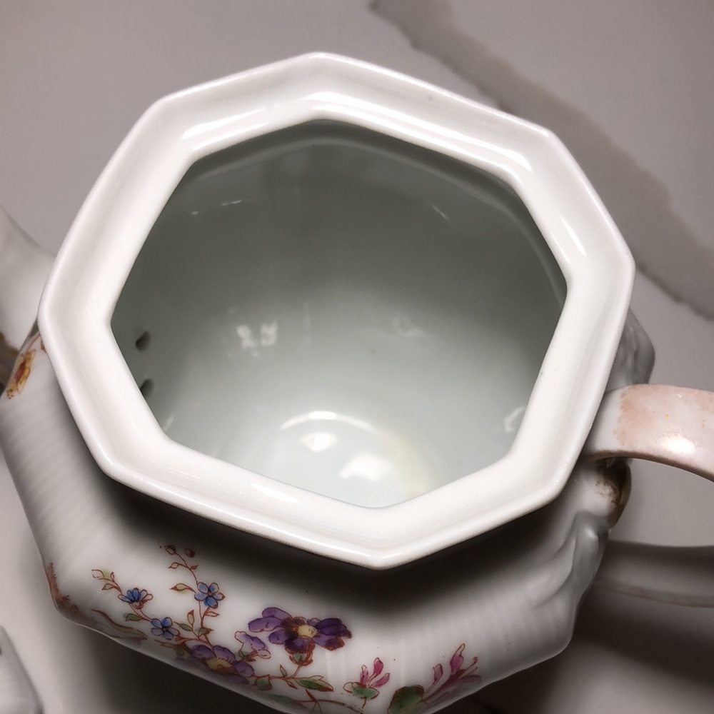 VTG Floral Porcelain Teapot ENGLAND JEAN POUYAT LIMOGE’S - Picture 8 of 11